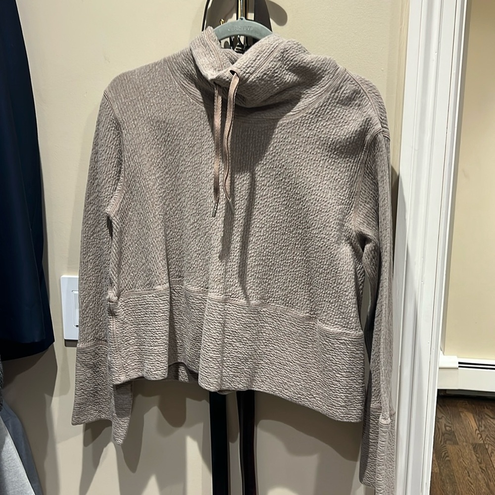Xs/s cropped lululemon funnel neck sweater! Great condition